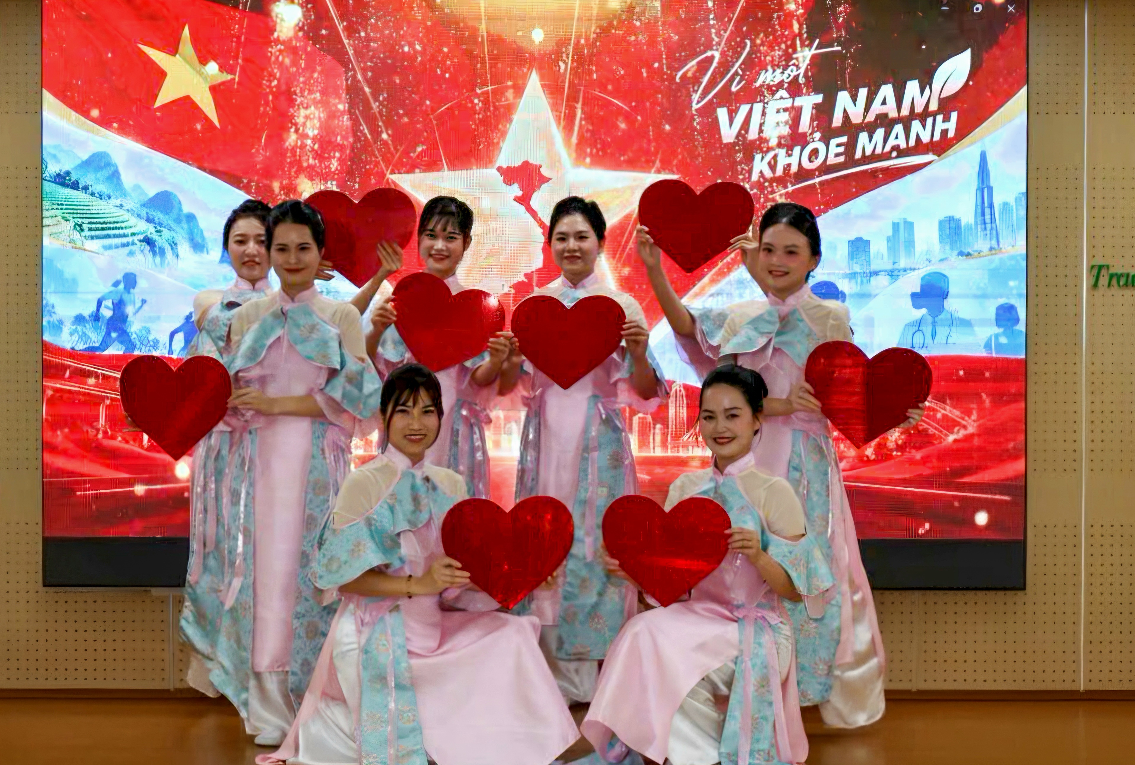 Toàn cảnh chương trình